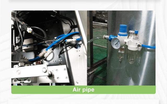 5.Air pipe connection The air pipe is connected to the air compressor to control the clamping and pulling of the bag. The machine pulls the film accurately and the packaging speed is faster. The clamping and pulling.jpg